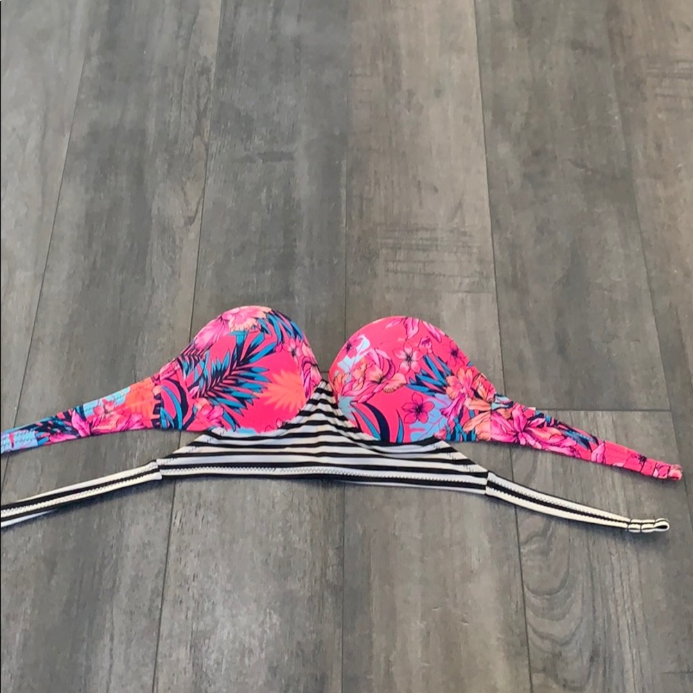 Xhilaration Bikini top